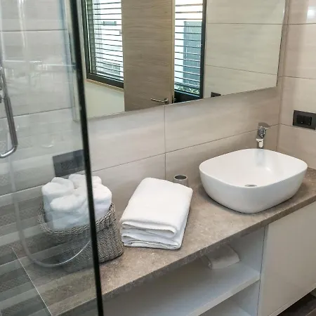 Luxury With Private Heated Pool Villa