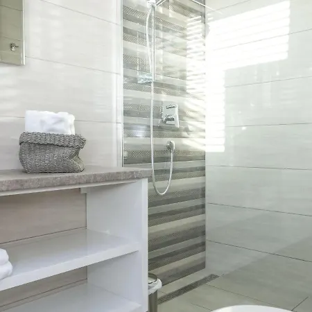 Villa Luxury With Private Heated Pool Pakostane